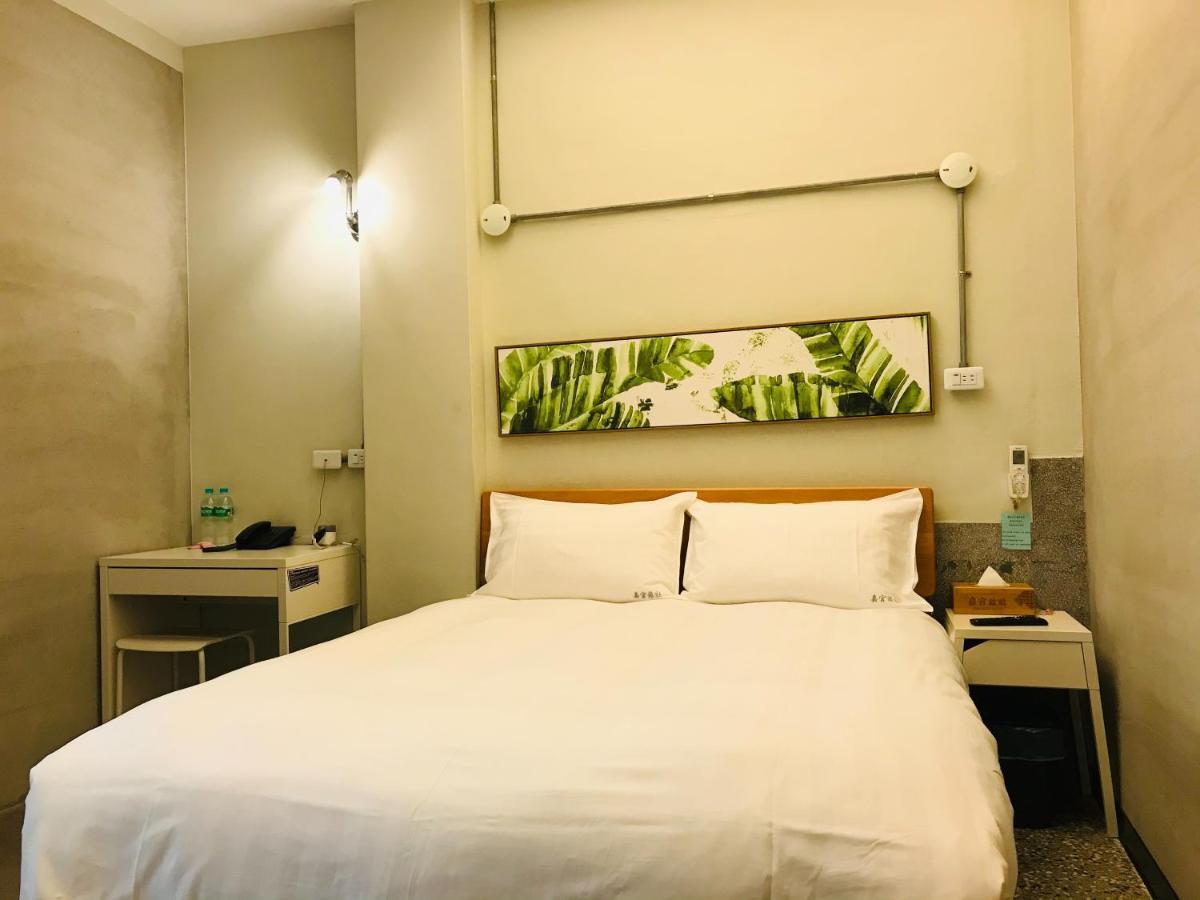 Chia Kon Hotel Chiayi City Exterior photo