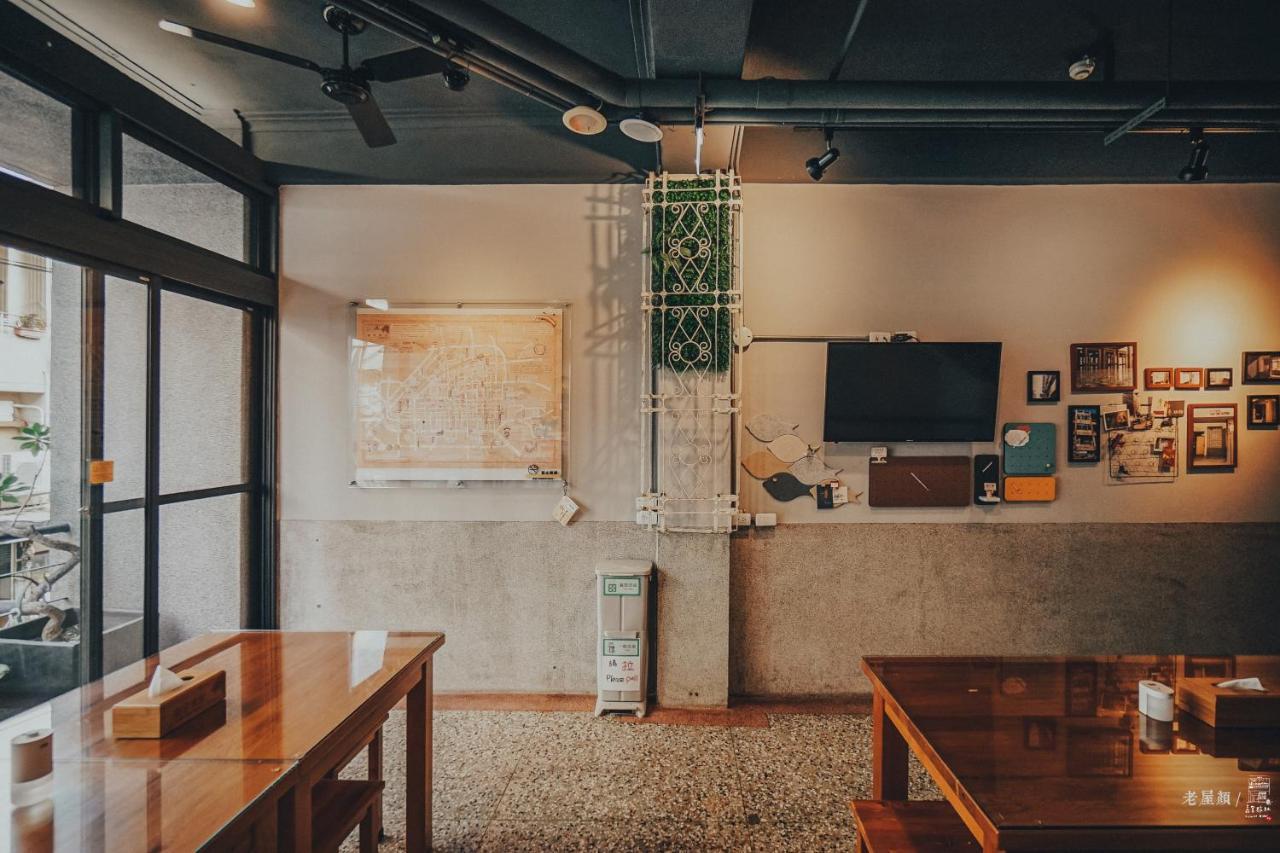 Chia Kon Hotel Chiayi City Exterior photo