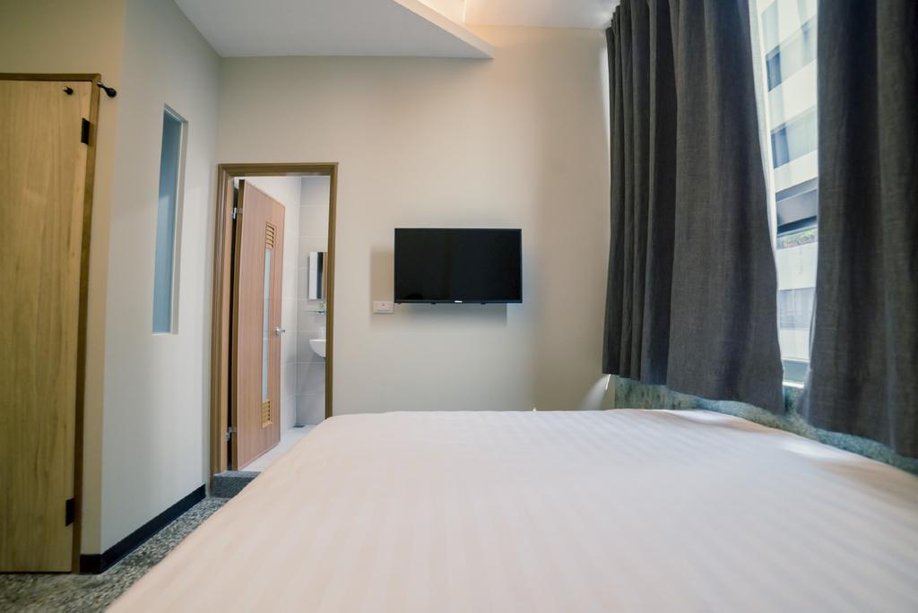 Chia Kon Hotel Chiayi City Exterior photo